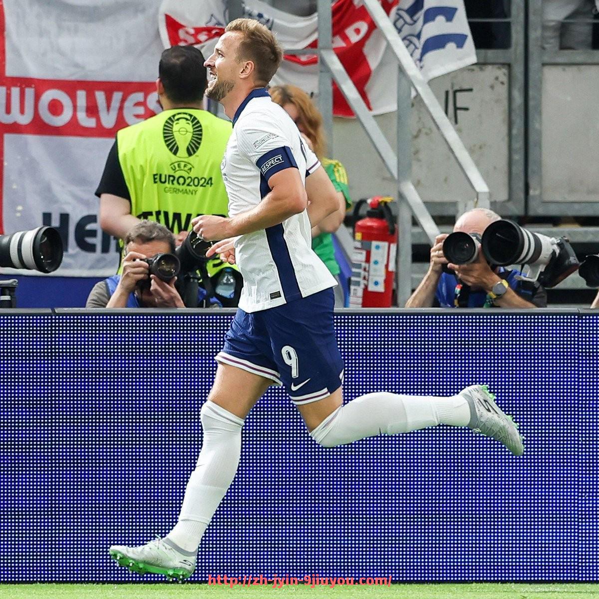 jiuyou九游娱乐-2023年NBA选秀前三名球员的成长曲线对比分析